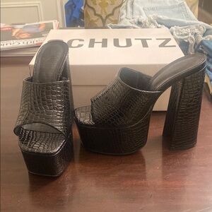 Schutz Black Crocodile Pattern Women's Platform Heels